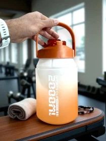 قارورة ماء رياضية مانعة للتسرب مع شلمون ومقبض -2لتر