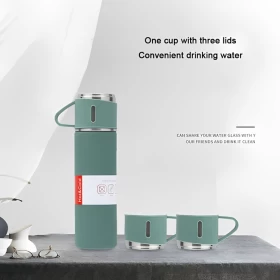 طقم علب هدايا قارورة مع 3 اكواب 500 مل